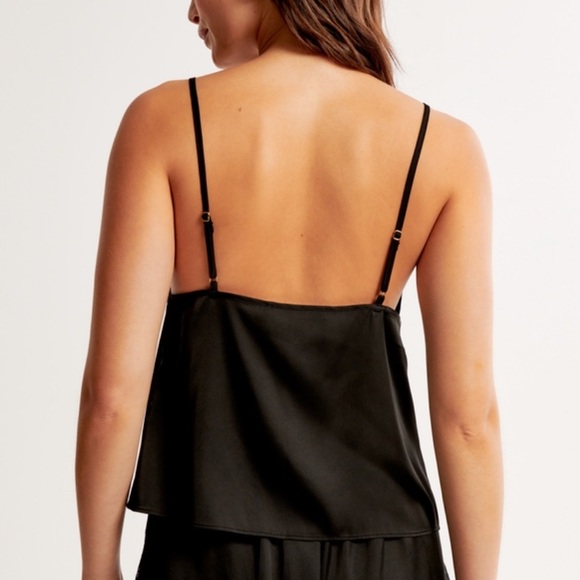 Abercrombie and Fitch Lace and Stain Top - Picture 2 of 4